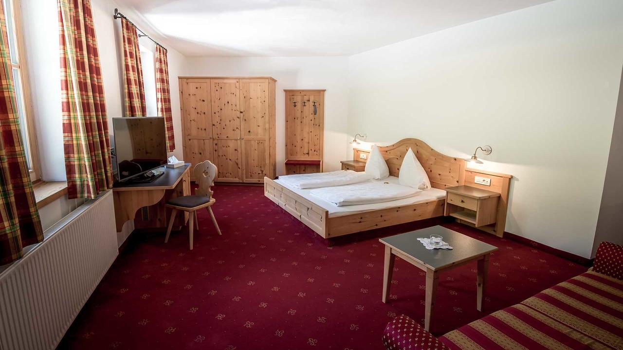 Hotel Vermoi ลาเซส ภายนอก รูปภาพ